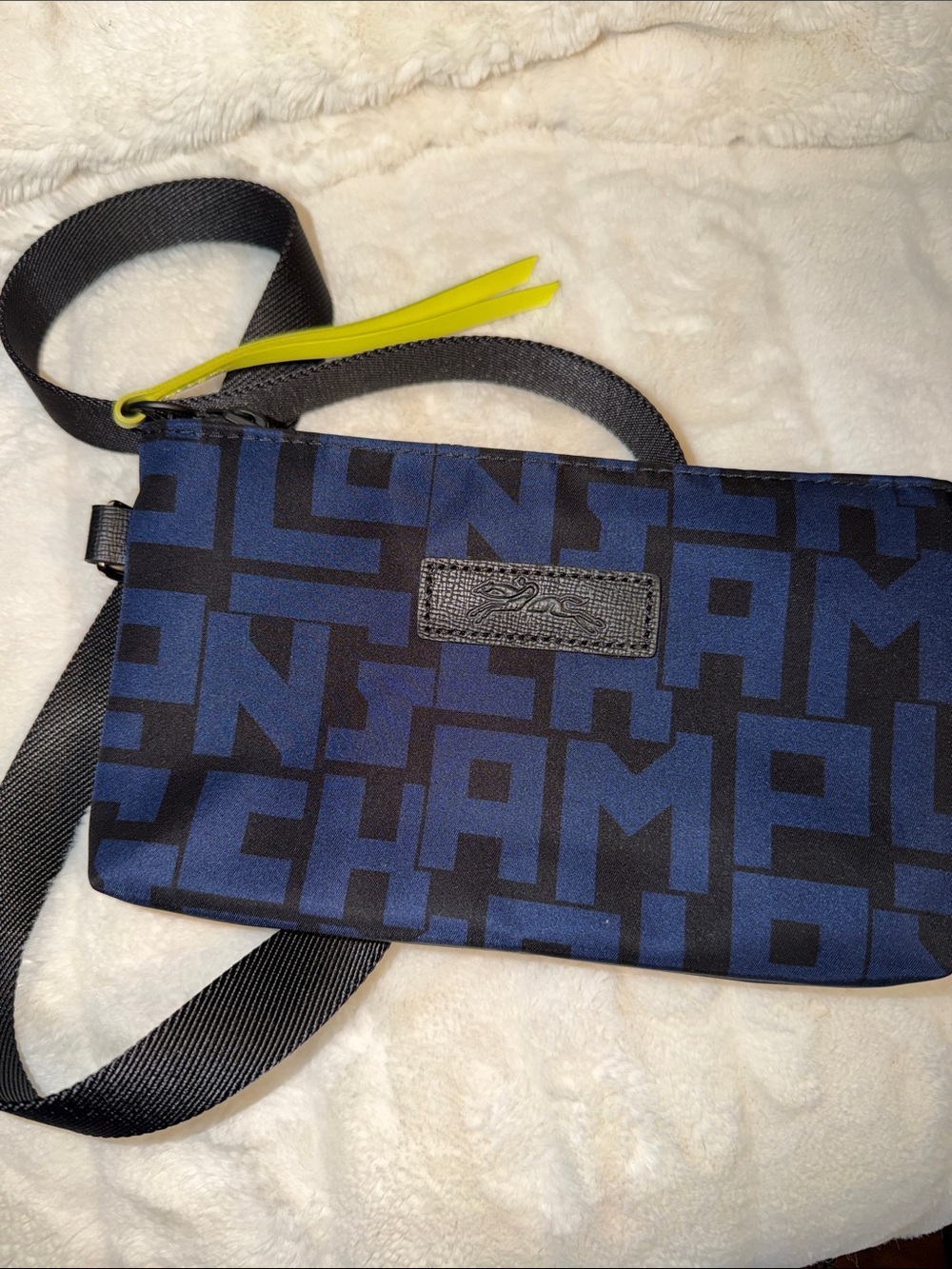 Longchamp Navy & Black Signature Crossbody Pouch